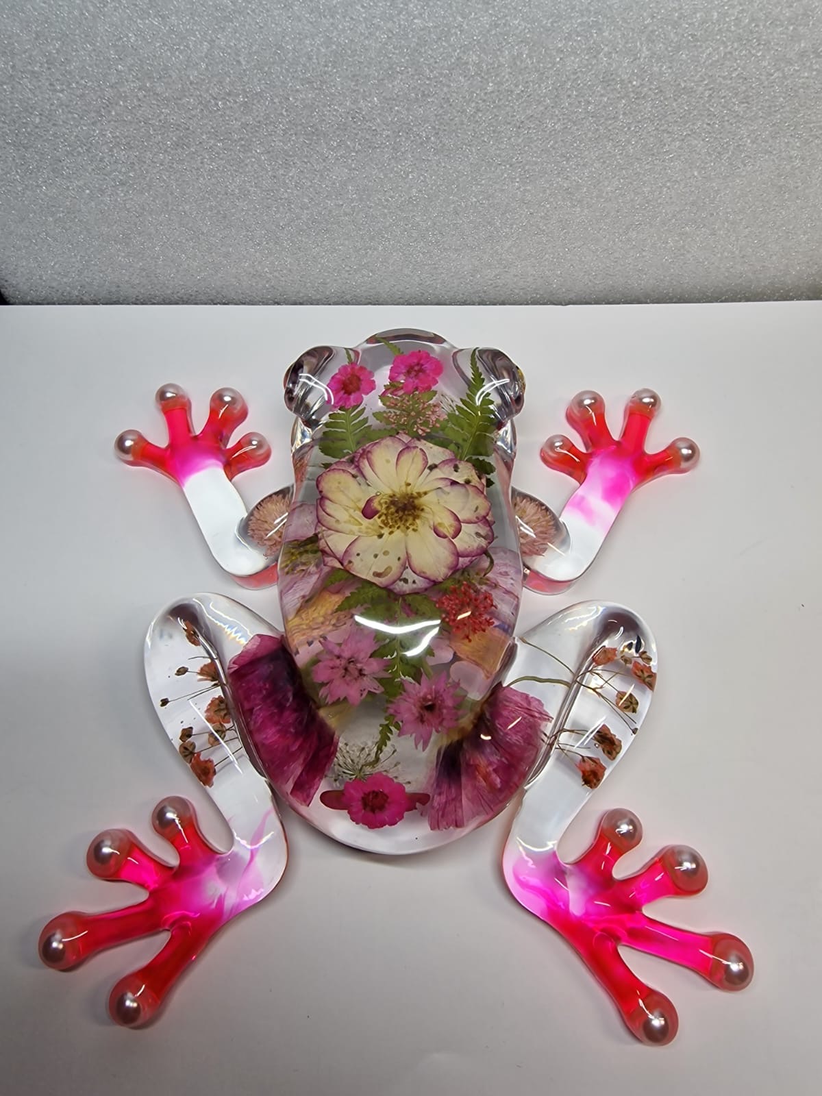 Resin frog front view