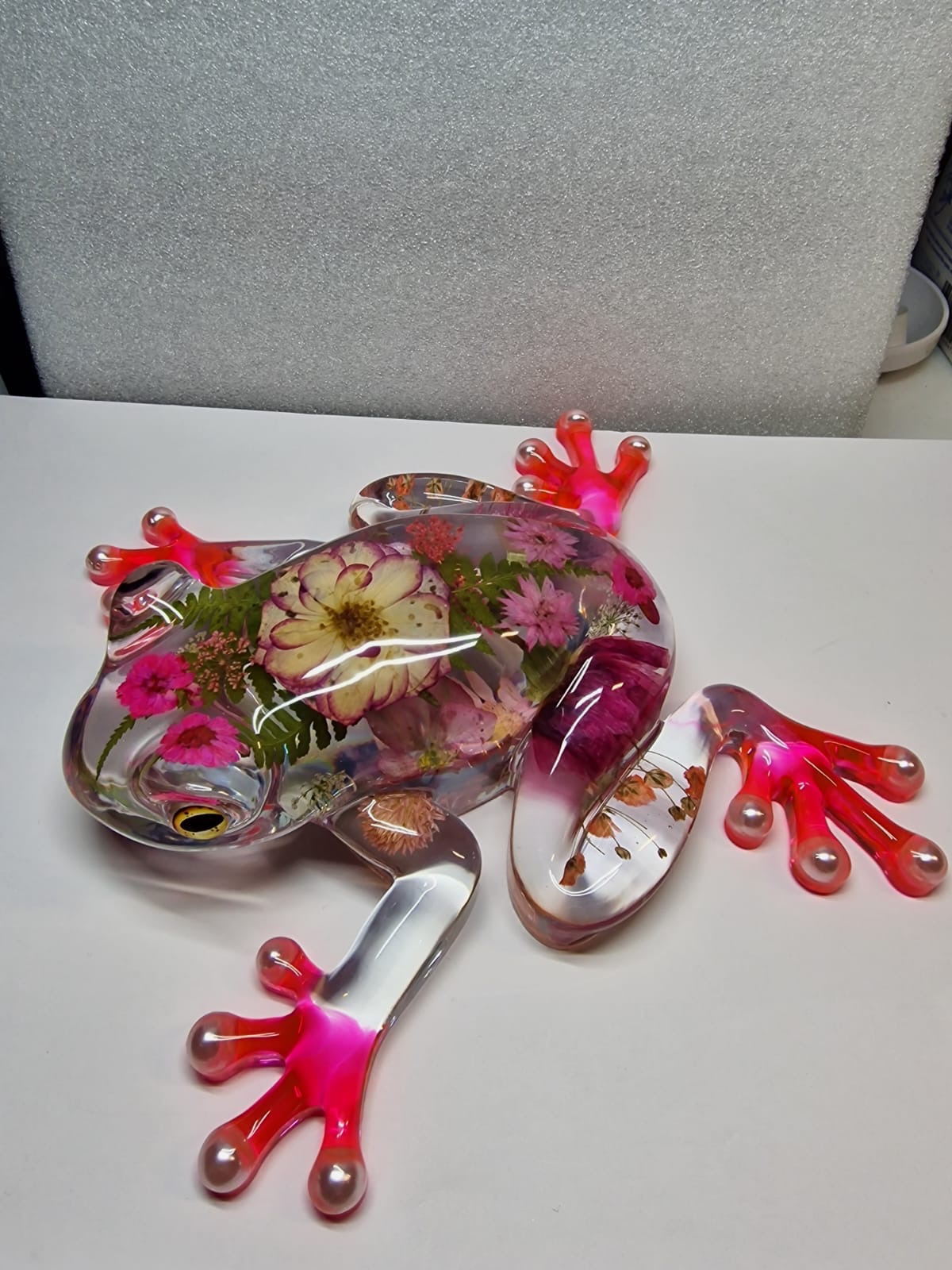 Resin frog side view